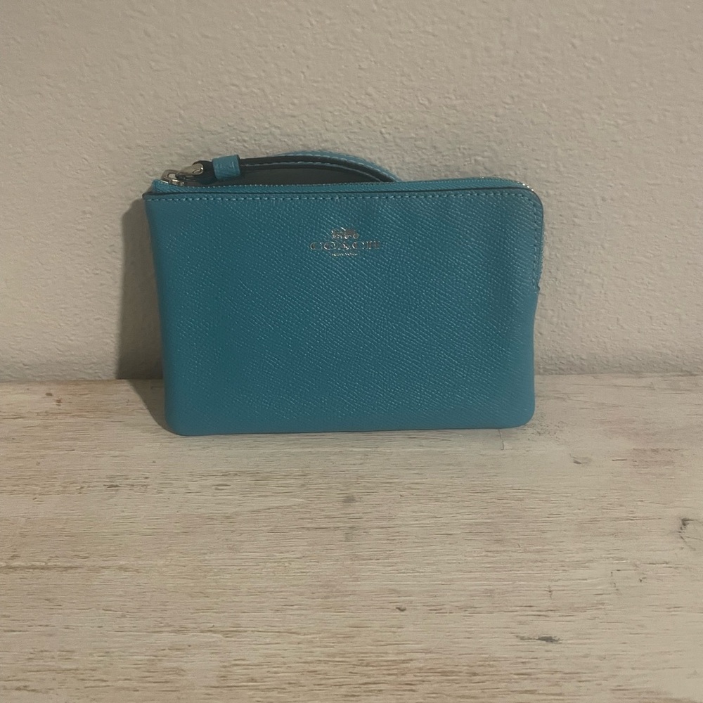Coach Wristlet - Aqua